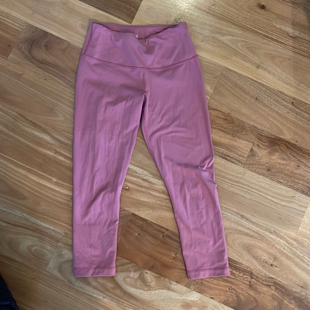 Yogalicious pink cropped leggings in pink